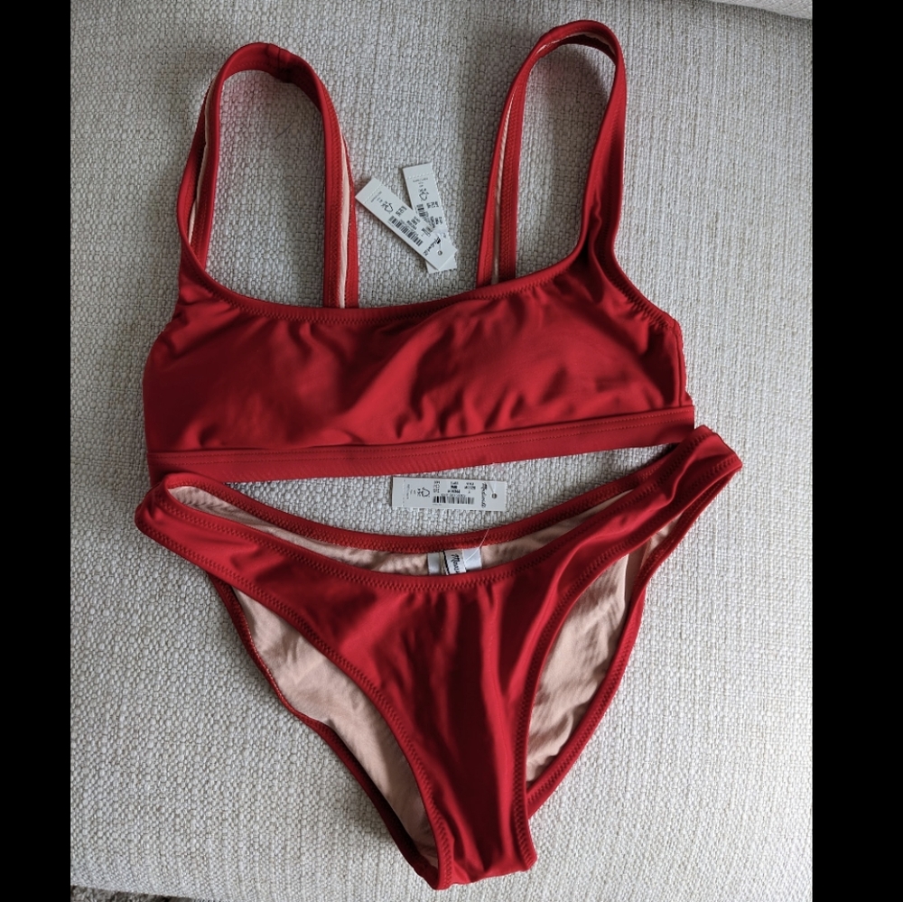 Madewell Second Wave Curved-Waist Bikini Siberian Red
